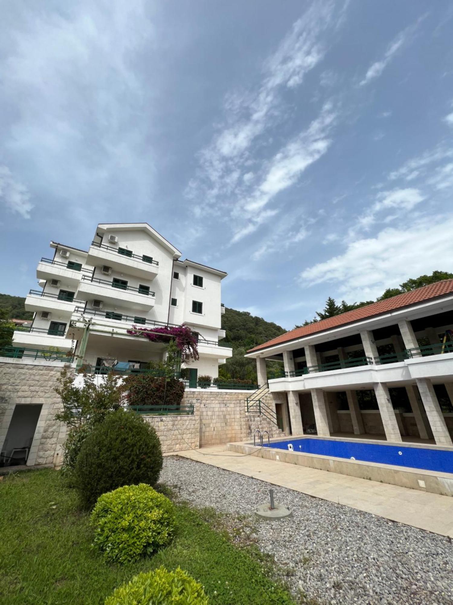 Renome Apartment Petrovac Exterior photo